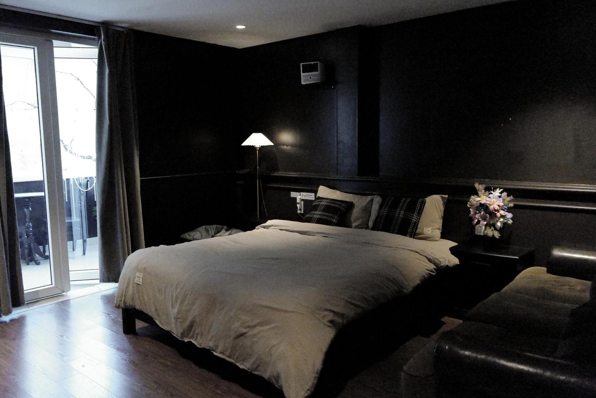 Отель The An House Dalat Экстерьер фото